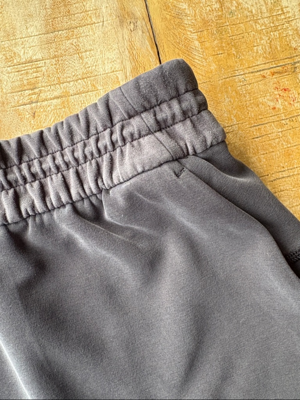 Lululemon Women’s Shorts in Black size 10 - Picture 3 of 9